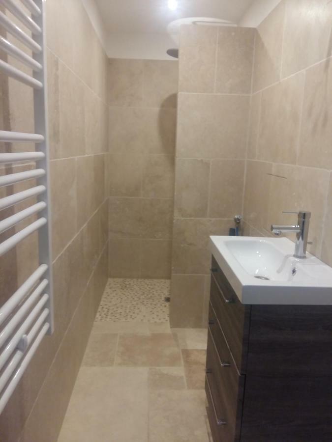 Les Oliviers Apartment Carpentras Exterior photo